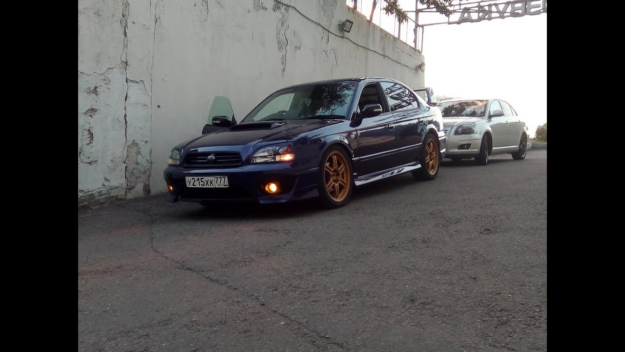Subaru Legacy заряженная автозвуком