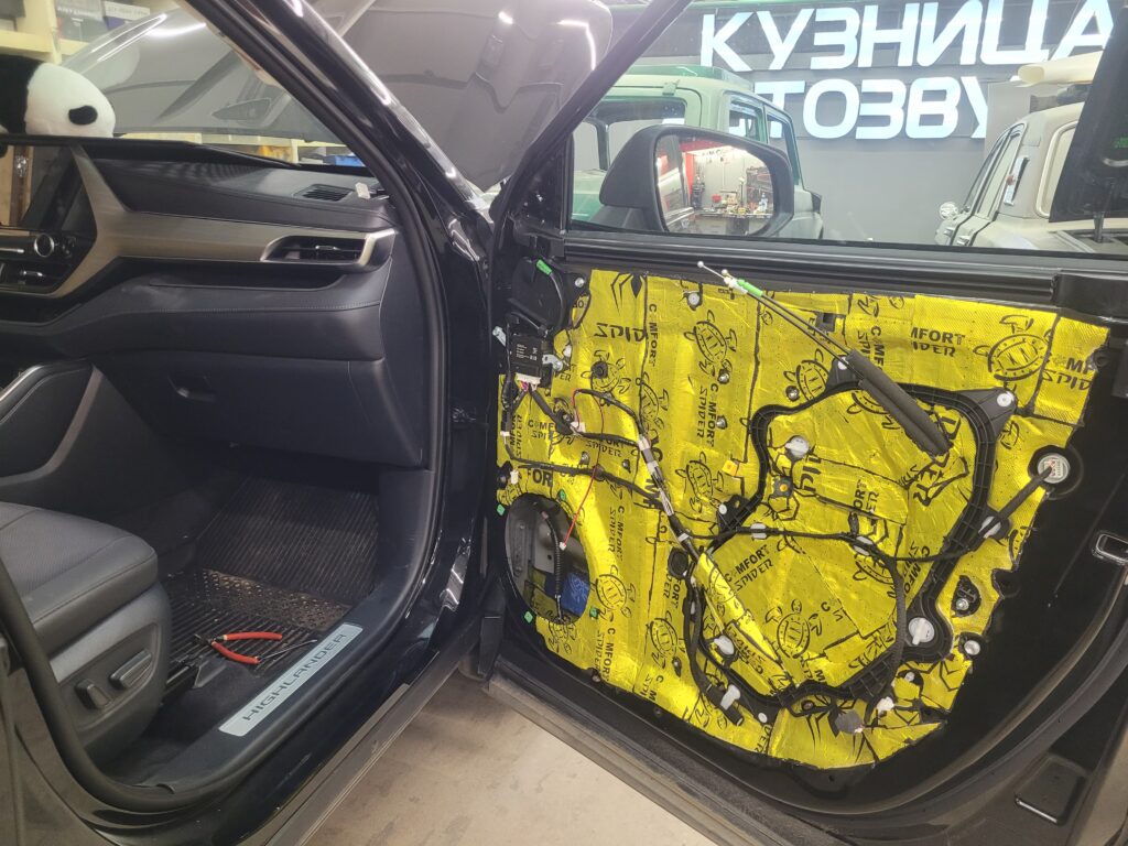 Toyota Highlander 5 - улучшаем аудио систему. Убираем заводской JBL и собираем более качественную и громкую аудио систему.